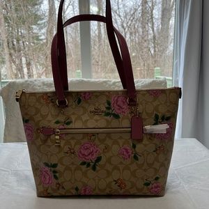 Coach Prairie Rose Gallery Tote